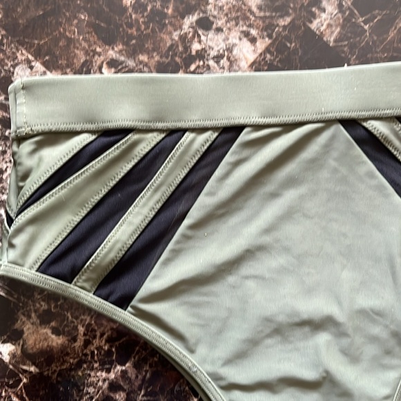 High Waisted Green Bikini Bottoms, Express size medium - Picture 11 of 15